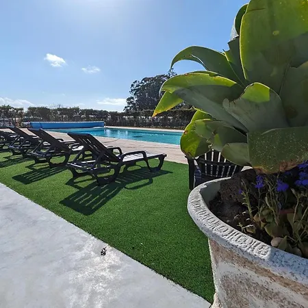 Casa de Férias Duplex T4 Com Piscina *